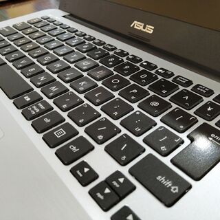13.3インチ ASUS X302L-5005S / 4GB / 256GB / Core i3