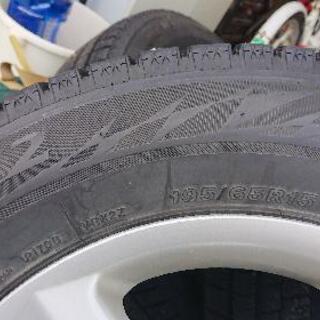 195 65 15 スタッドレス VRX2 バリ目