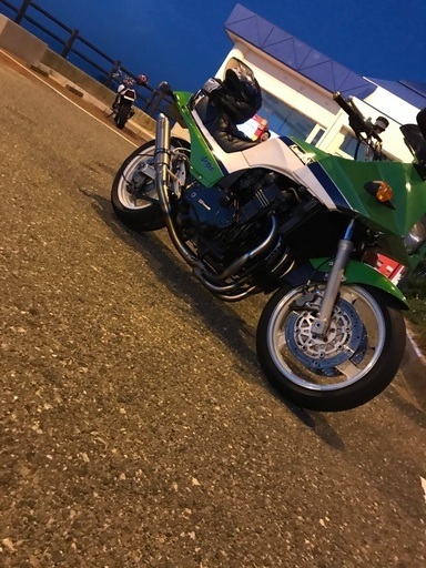 カワサキ GPZ900r