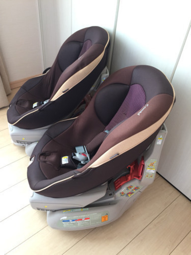 コンビ ゼウスターン 360度回転 チャイルドシート 2台