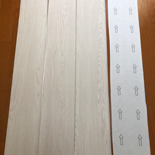 フロアタイルシール式　6畳　新品未使用　ホワイト木目調