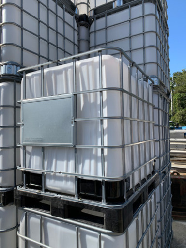 美品 水タンク 1000L 1個 大型 液体コンテナ 中古 洗浄済み 貯水タンク