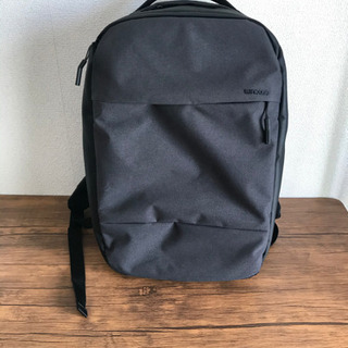 incase city compactbackpack 20L