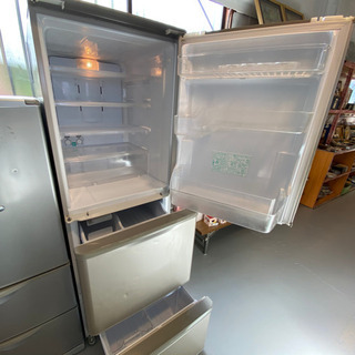 SHARP 左右どちらも開ける3ドア冷蔵庫