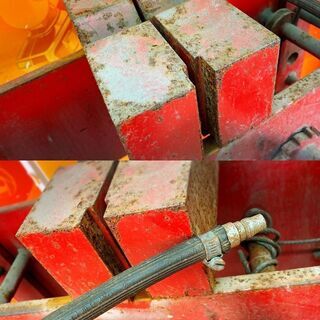 油圧プレス（741）