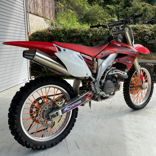 ホンダ   CRF450R  純正FCRキャブとワンオフマフラーでフルパワーです ホンダ CRF450R 純正FCRキャブとワンオフマフラーでフルパワーです