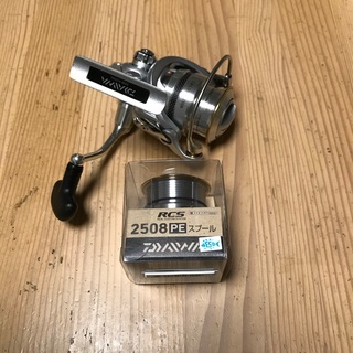 マリンスポーツ ダイワ 11カルディア2508+RCS2508PEスプールセット