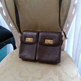 お受け渡し者様決まりました。ありがとうございますLOUIS VUITTON・ＧＵＣＣＩ・Ferragamo お受け渡し者様決まりました。ありがとうございますLOUIS VUITTON