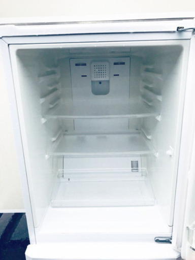 取引場所 南観音 O2407-653 AQUA 201リットル ノンフロン冷凍冷蔵庫 2023年製 AQR-20E2(K) ウッドブラック 汚れキズあり 取引場所 南観音 O2407-653 AQUA 201リットル ノンフロン冷凍冷蔵庫