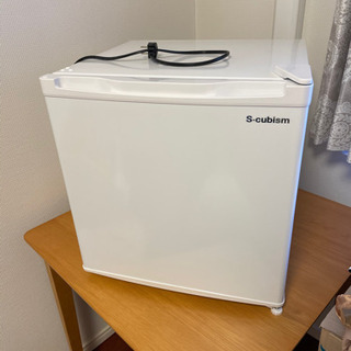 商談中・ほぼ決まり】家具、冷蔵庫等家電数点。オマケでテレビ。