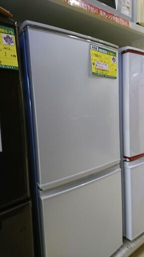 （最終営業日2020.11.29までお持ち帰りで￥10,000→￥8,000）シャープ　2ドア冷蔵庫137L　SJ-S14T-W　2011年製　高く買取るゾウ中間店