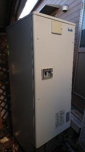 ユノカ電気温水器　370L　2014年製