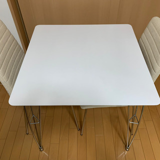 お値下げします。ニトリ ダイニングテーブルセット イス2脚