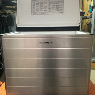 DOMETIC冷蔵庫