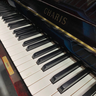 高級感漂う木目のピアノ Charis AH-20