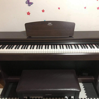 ヤマハの電子ピアノ　YDP-160　黒色　美品　