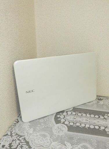 送料無料！直接割引OK！NEC/ホワイト/win10/外付けカメラ/綺麗
