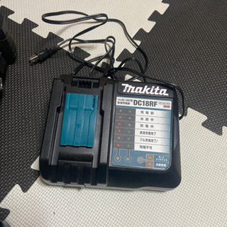 マキタ 現場ラジオ 純正バッテリーセット ⚠️今からの時間で取り引き