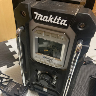 マキタ 現場ラジオ 純正バッテリーセット ⚠️今からの時間で取り引き