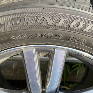 冬用スタッドレス ROZESTの16インチアルミホイールDUNLOP WINTER MAXX 