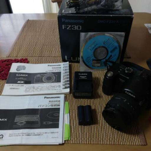 Panasonic　LUMIX FZ30