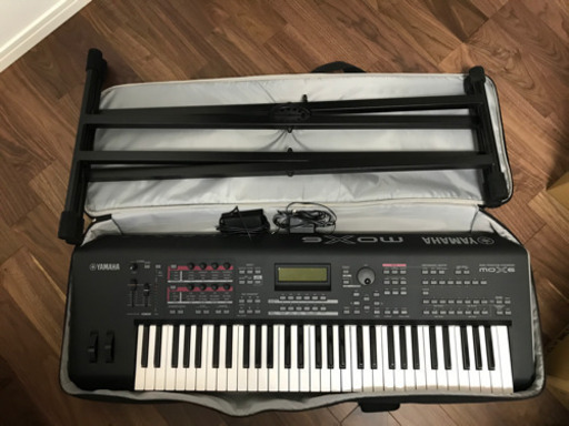 YAMAHA mox6 シンセサイザー　（スタンド・ソフトケース付）