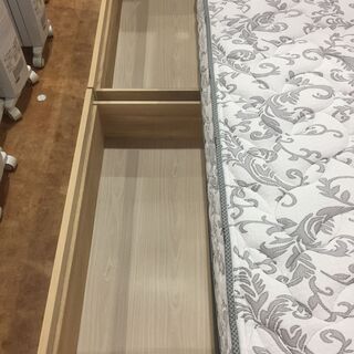 Serta（サータ）クイーンベッド　