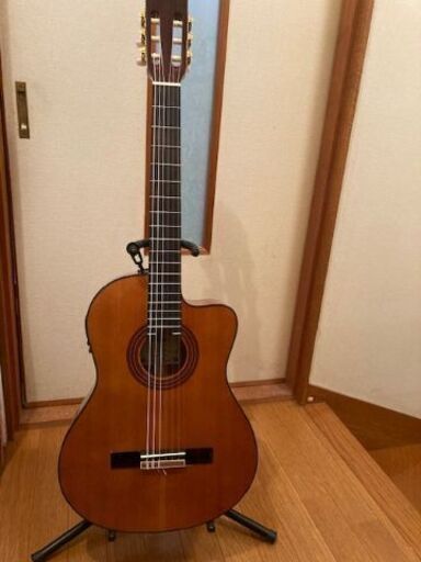 値下げ!!美品Ariaエレガットギターを格安にて・・・