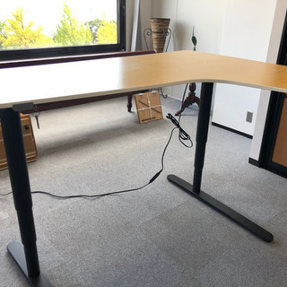 【ネット決済・配送可】IKEA 電動昇降式机　椅子