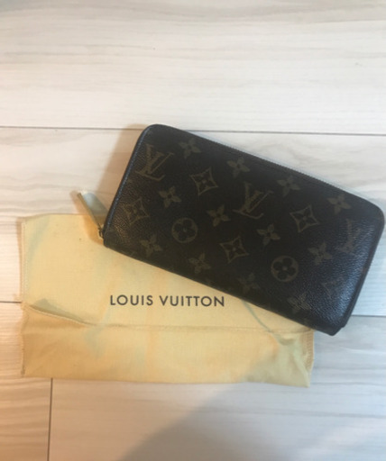 LOUIS VUITTON 財布
