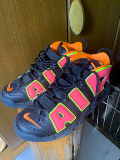 NIKE  モアアップテンポ