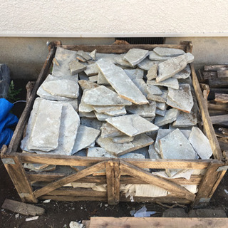 舗装用スレート石　グリーングレー系