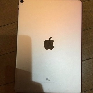 iPad Pro10.5(少し光漏れあり)