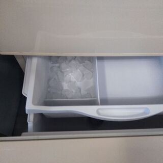 日立冷蔵庫265L R-S27YMV 2009年製別館倉庫場所浦添市安波茶においてあります