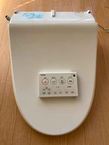 TOSHIBA ウォッシュレット　リモコン付き