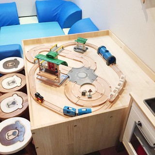 キッズスペース　クッション　遊具　キッズコーナー