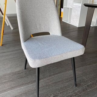 食卓5点セット！大川の有名メーカーです！通常10万8千円ヲ39800円で販売します！現品のみです！