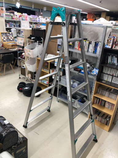 売約済み　GM152 脚立 Hasegawa RYZ-21 長谷川工業株式会社 2メートル 2メートルはしご 2メートル脚立 工具 植木 アルミ合金製脚部伸縮式兼用脚立　リサイクルショップ　ケイラック朝霞田島店　朝霞　志木　和光　新座　入間　富士見　ふじみ野　さいたま市　練馬　板橋　東久留米　三芳　戸田　蕨　所沢　川口　清瀬