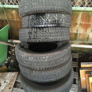 2tトラック　ブリザック　205/85R/16 117/115L LT スタッドレス