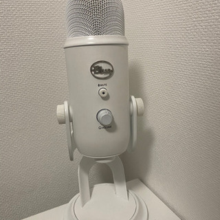 Blue Yeti USB マイク (白)