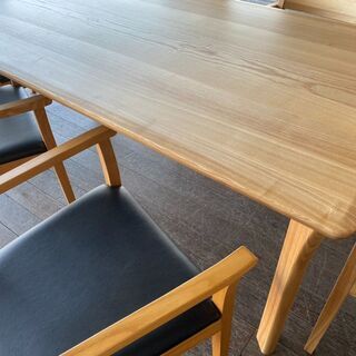 食卓7点セット！国産メーカー！16万円を39800円で販売します！人気の一品です！