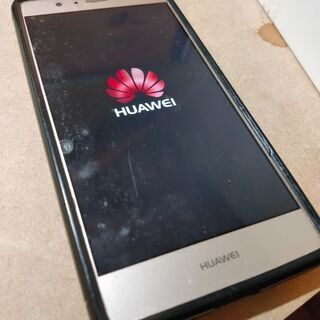 【ネット決済・配送可】HUAWEI P9  lite（おまけ沢山）