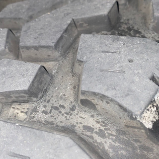 中古MTタイヤ　（ランクル　ジムニー　ジープ）255\\85\\16