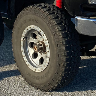 中古MTタイヤ　（ランクル　ジムニー　ジープ）255\\85\\16