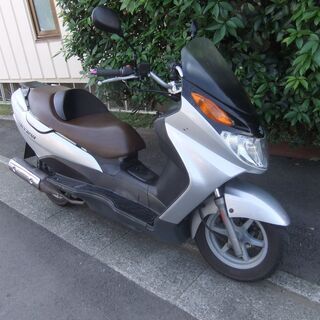 スズキ　バーグマン150　中古実動車　バッテリーフル充電済み　リアキャリア付き　ナンバー登録書類有