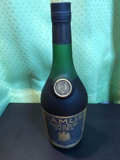 未開栓 コニャック CAMUS NAPOLEON EXTRA LA GRAND MARQUE カミュ ナポレオン エクストラ 700ml 40％ 古酒 箱なし