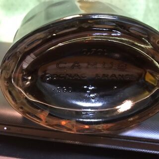 未開栓 カミュ CAMUS エクストラ 旧ボトル 700ml ブランデー コニャック 【古酒】箱なし