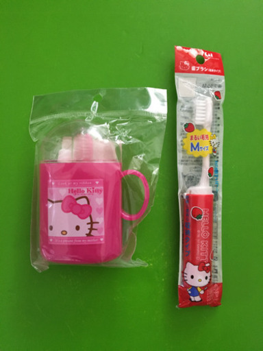 ハローキティ 歯ブラシ コップ付きハブラシ セット くうき 篠崎のキッズ用品 その他 の中古あげます 譲ります ジモティーで不用品の処分