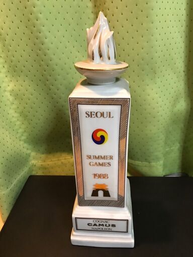未開栓 カミュ ナポレオン 1988年 ソウルオリンピック 陶器ボトル ブランデー CAMUS NAPOLEON SUMMER GAMES SEOUL KOREA 1988 【古酒】箱なし