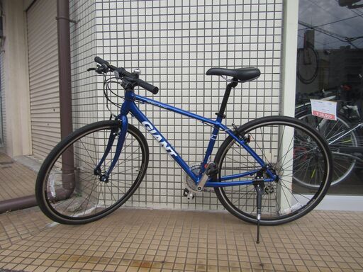 GIANT　ジャイアント　エスケープR3　　アルミクロスバイク　３×8S　2018年